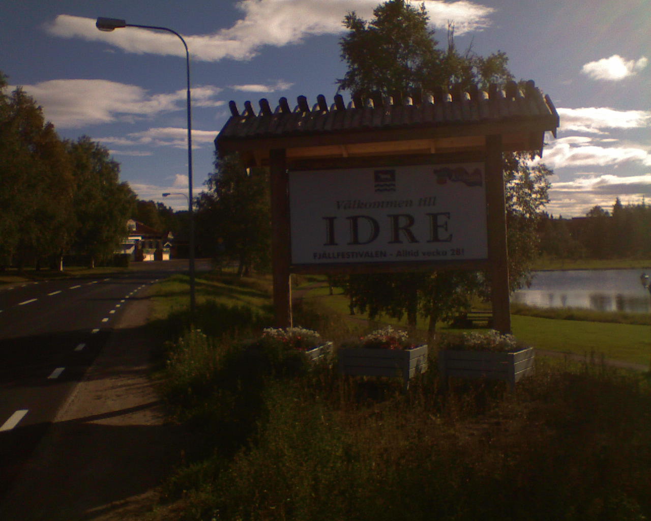 Välkomstskylt vid infarten till Idre by